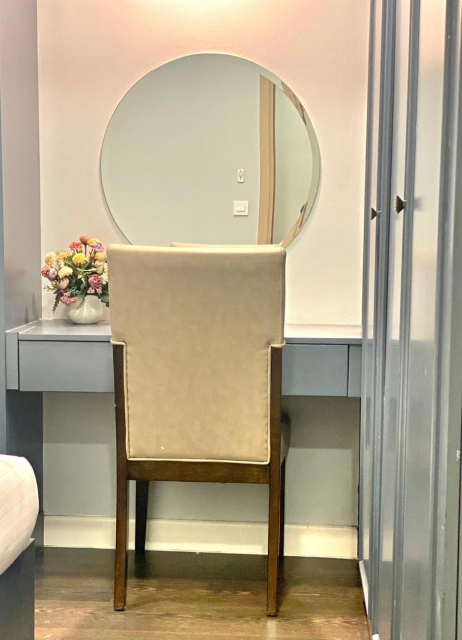 Căn Hộ Yourhomes 5 Chung Cư River Gate * TP. Hồ Chí Minh
