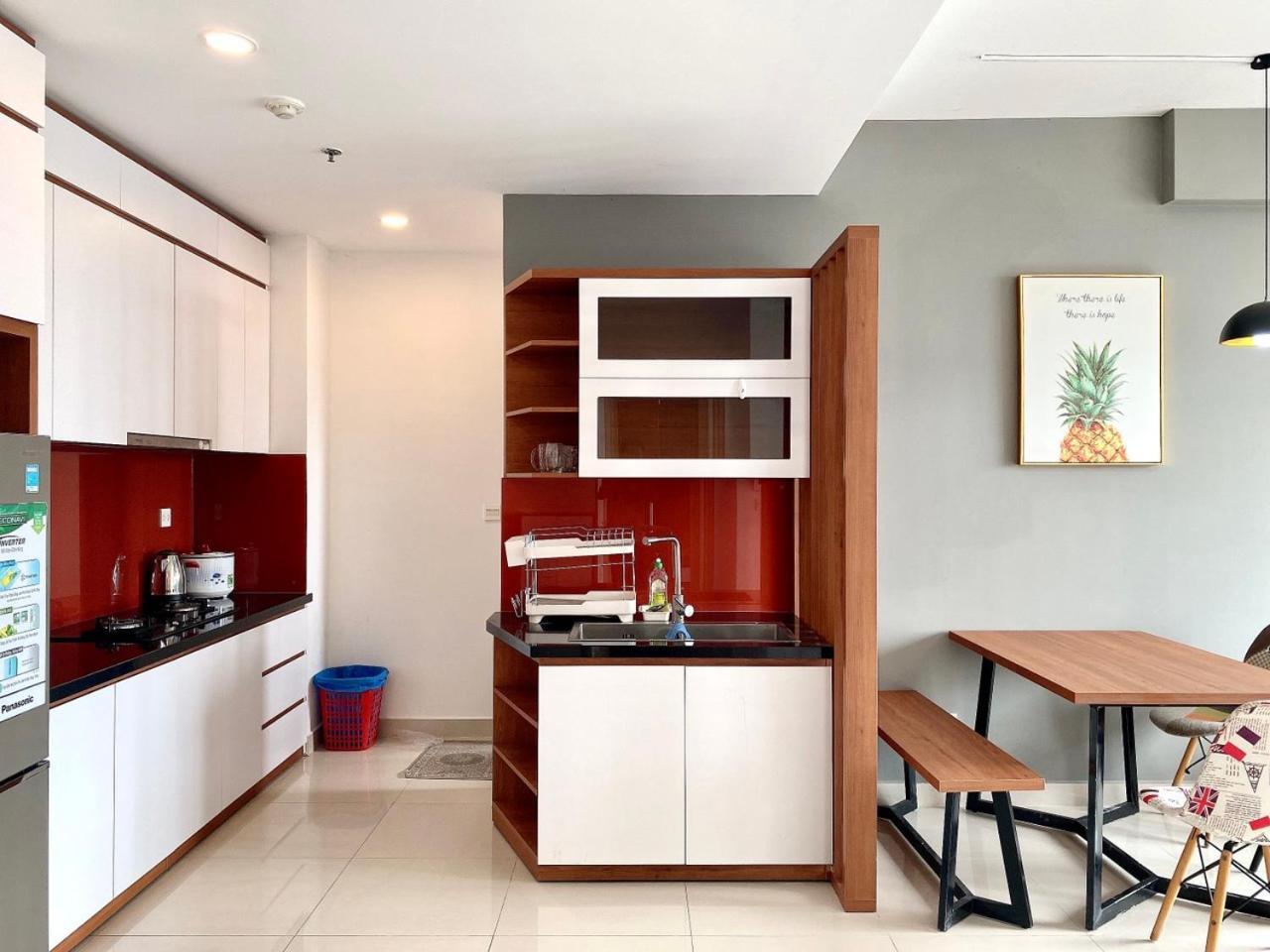 Căn Hộ Yourhomes 5 Chung Cư River Gate * TP. Hồ Chí Minh