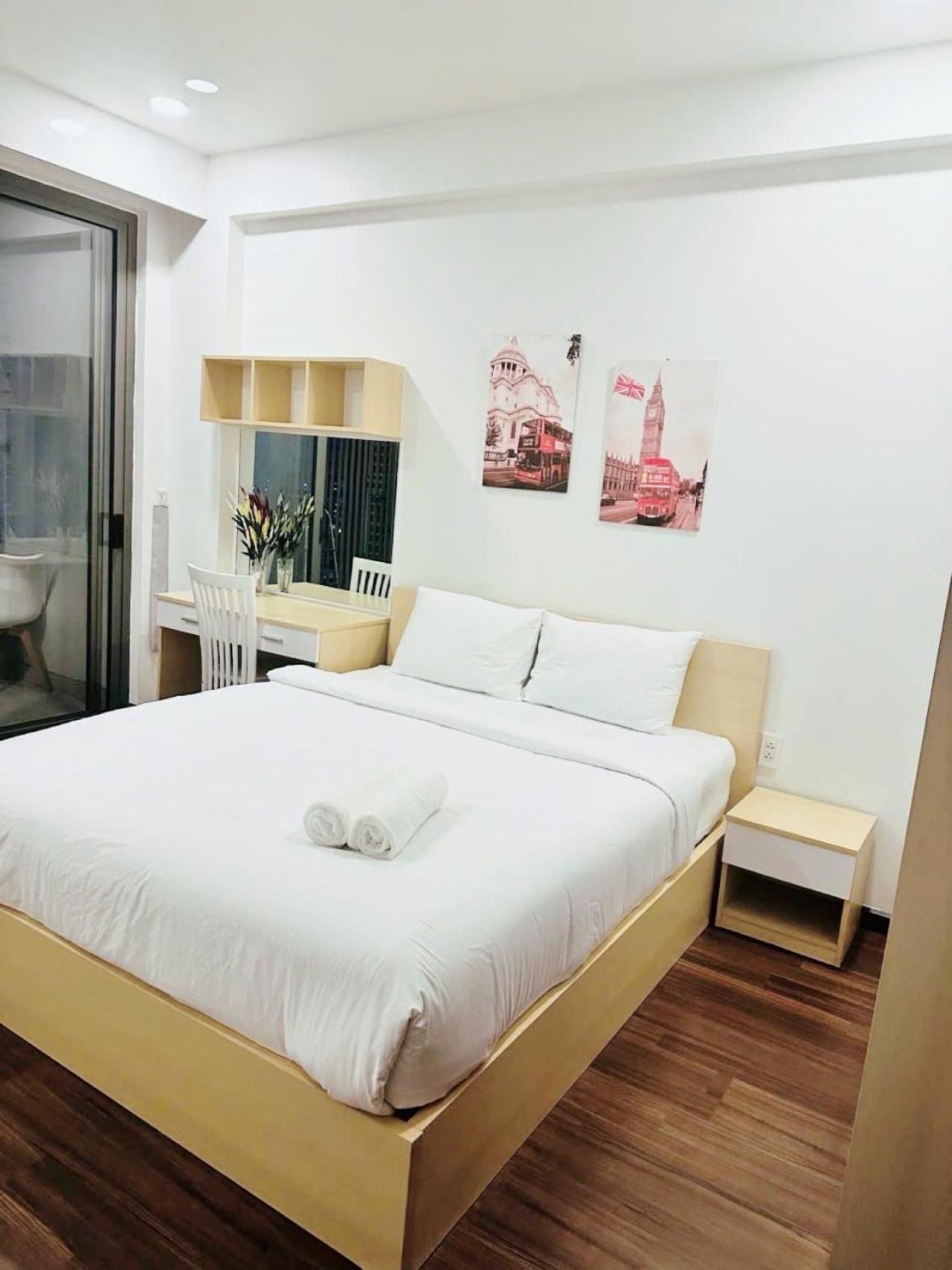 Căn Hộ Yourhomes 5 Chung Cư River Gate * TP. Hồ Chí Minh